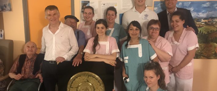 Top 14 : le Bouclier de Brennus à Saint-Pierre-de-Trivisy ! Top 14 : le Bouclier de Brennus à Saint-Pierre-de-Trivisy !