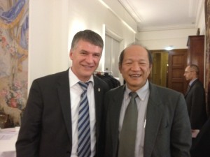 philippe et Mr CHI représentant l'Etat de Taiwan