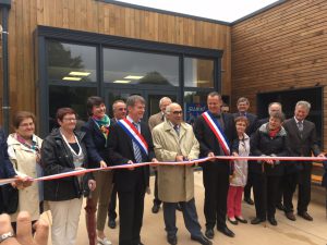 Philippe FOLLIOT aux côtés des élus et personnalités pour l'inauguration du centre Aqua-monts