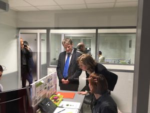 Philippe FOLLIOT aux côtés de Nathalie KOSCIUSKO-MORIZET lors de la visite de l'entreprise EBS à Castres