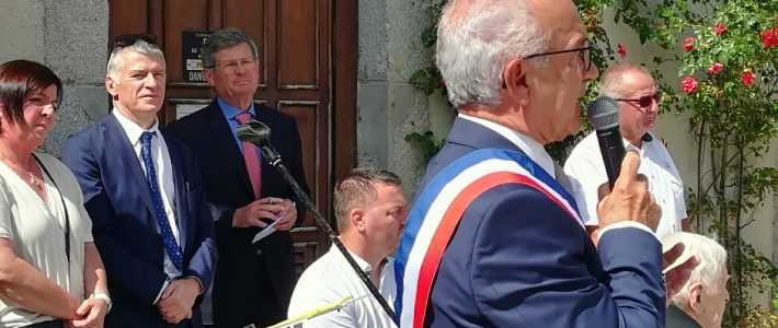 Inauguration de l’allée du château à Brassac en présence de Philippe FOLLIOT Inauguration de l’allée du château à Brassac en présence de Philippe FOLLIOT