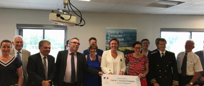 Muriel ROQUES ETIENNE auprès de la Secrétaire d’Etat à la Transition écologique et solidaire Emmanuelle WARGON en visite dans le Tarn Muriel ROQUES ETIENNE auprès de la Secrétaire d’Etat à la Transition écologique et solidaire Emmanuelle WARGON en visite dans le Tarn
