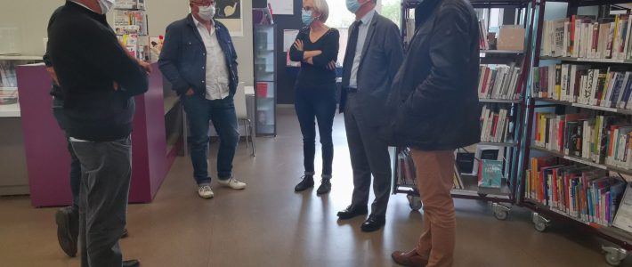 Réalmont, Philippe Folliot avec les élus pour parler culture Réalmont, Philippe Folliot avec les élus pour parler culture