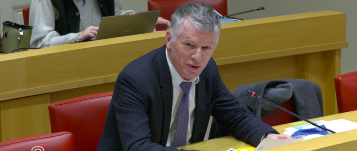 Quelle est l’action de l’État face aux squatteurs : question écrite au ministre de l’Intérieur