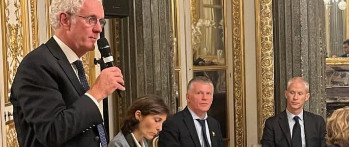 Les membres de l’Amicale Parlementaire de Rugby reçus au Ministère des relations avec le Parlement