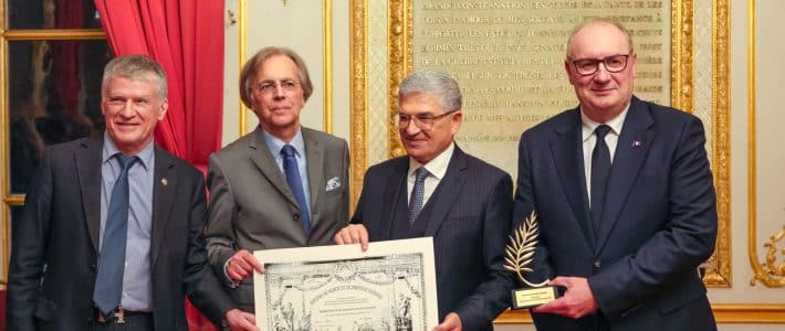Cérémonie de remise de la « palme d’or » Cérémonie de remise de la « palme d’or »