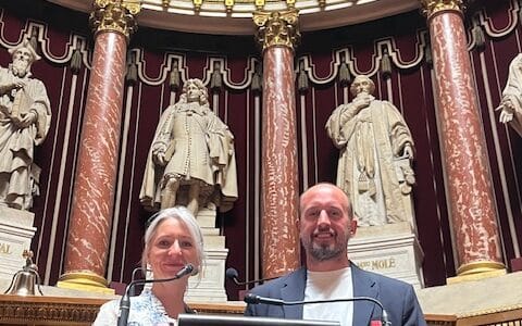Accueil au Sénat de Lorraine Lévêque et Raphaël Poulain – Association NéoHéros Accueil au Sénat de Lorraine Lévêque et Raphaël Poulain – Association NéoHéros